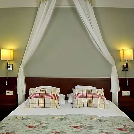 Ahotel 2* Чеховіце-Дзєдзіце